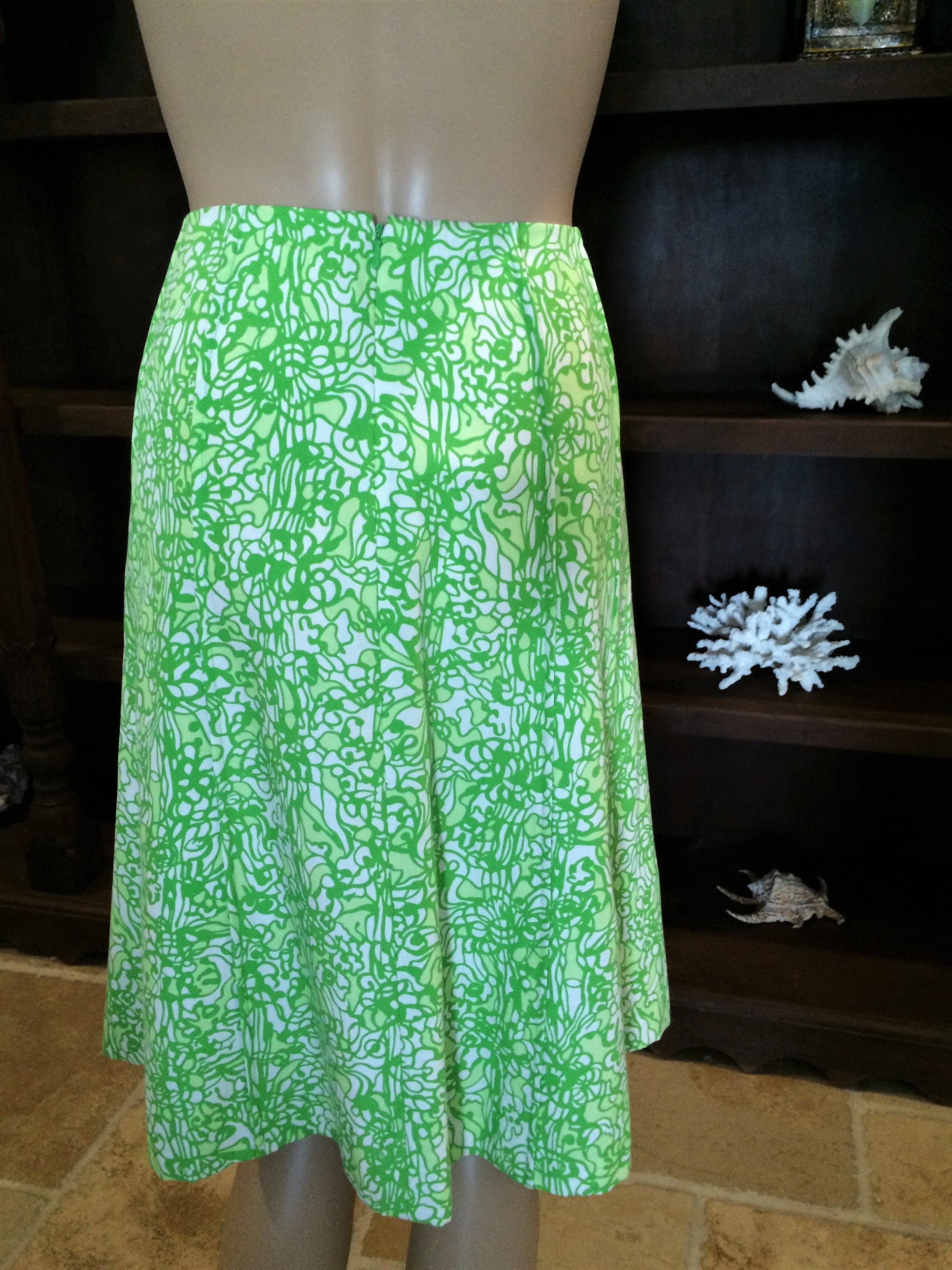 13000 B2SSSK Two-Tone Green&White Abstract Print Skirt By Peck & Peck ...