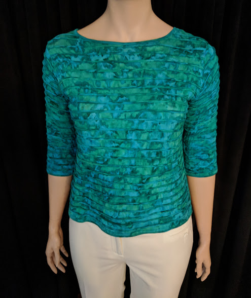 8028 B3 SST Ocean Blue/Green Top With 3/4 Length Sleeves By Dunia Size L